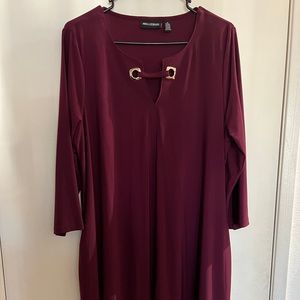 Dress burgundy